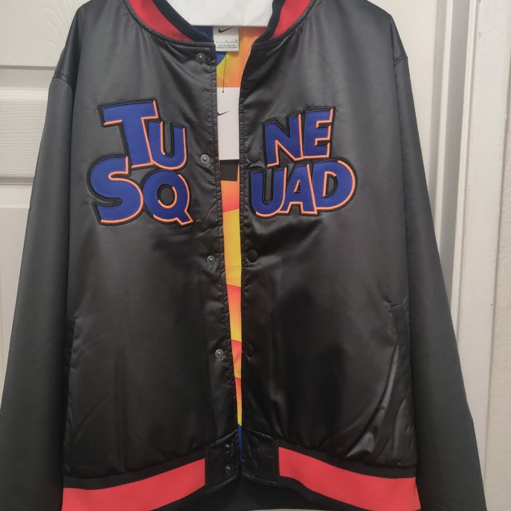 Nike Jacket - Picture 2 of 6
